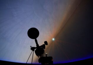 福岡県宗像市にあるユリックスプラネタリウムの特別イベント「ほしぞらクレヨン★2024」の情報