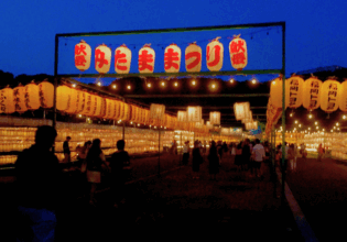 護国神社みたままつりナイトマーケット