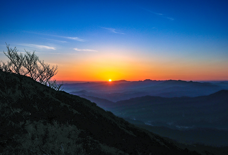 宝満山から見える日の出
