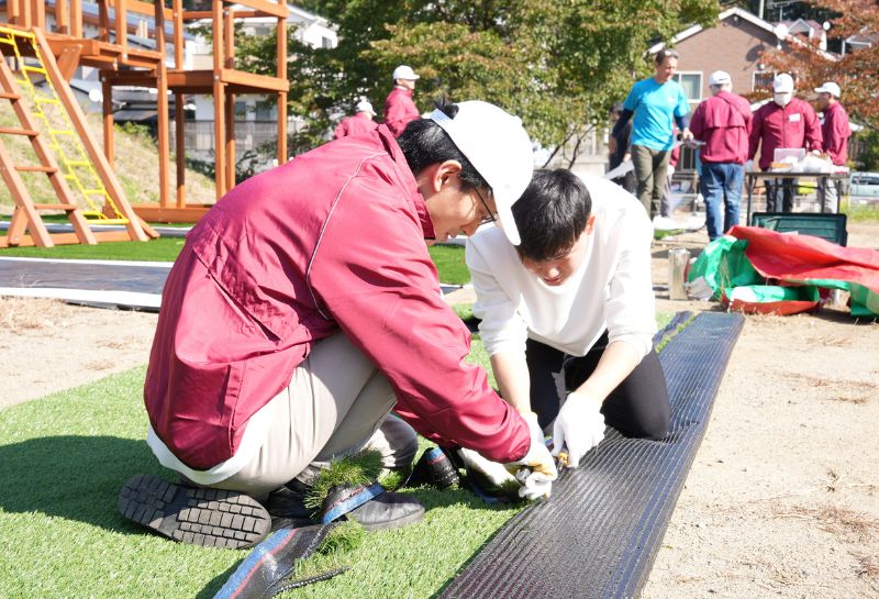 すかいらーくホールディングス