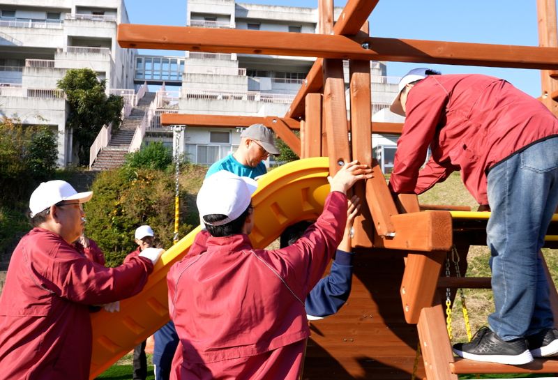 すかいらーくホールディングス